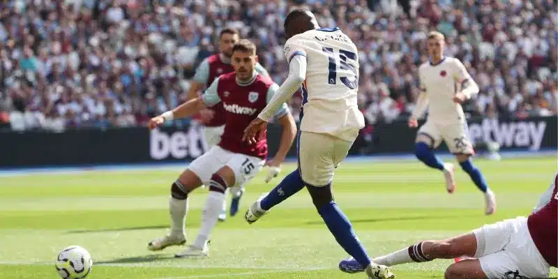 So sánh chiến thuật giữa Chelsea và West Ham